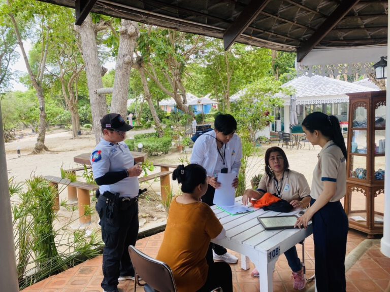 ตรวจสถานประกอบธุรกิจนำเที่ยวในพื้นที่จังหวัดระยอง