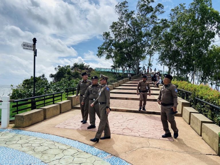 รอง ผบช.ฯ ตรวจเยี่ยมดูแลความปลอดภัยนักท่องเที่ยว